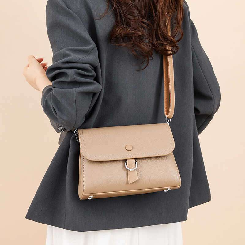 https://fulmo-img-server.com/lmc-leather-bag-store/5faa14915eac4b0586e92d5aef4e7ee0.jepg