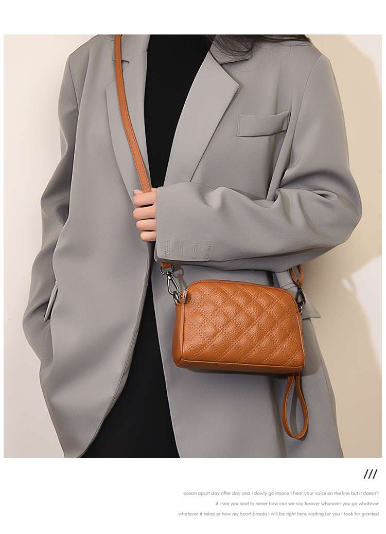 https://fulmo-img-server.com/lmc-leather-bag-store/61418571f4f34e5eb519fb97375237fd.jepg