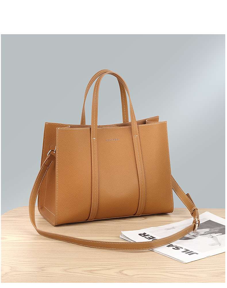 https://fulmo-img-server.com/lmc-leather-bag-store/63145616066a40cb9c051c73fd7ea875.jepg