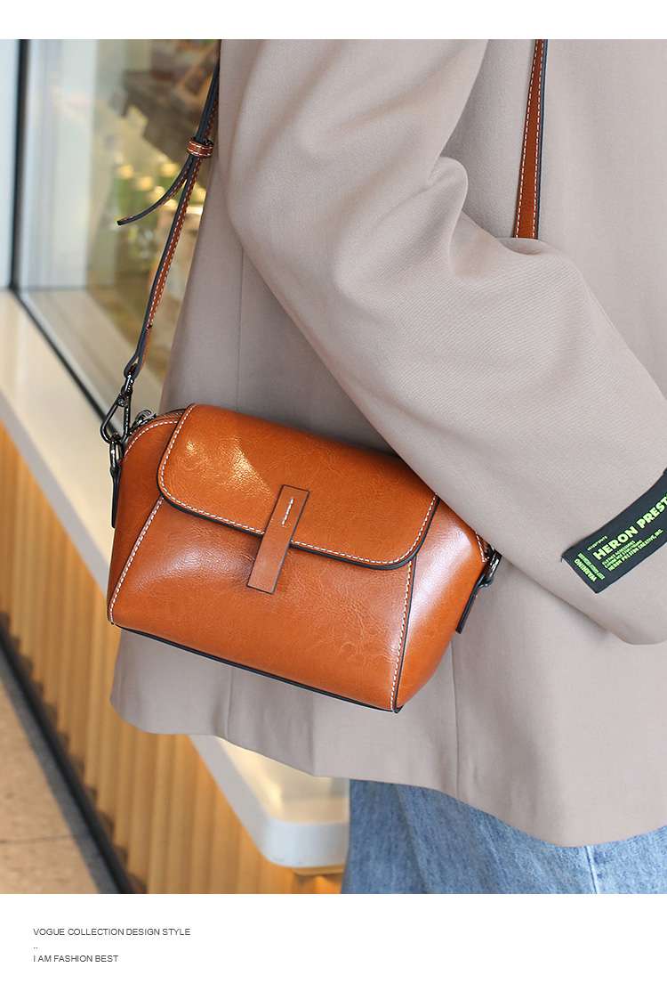 https://fulmo-img-server.com/lmc-leather-bag-store/667acebc97f648269eaeb7022a7d6708.jepg