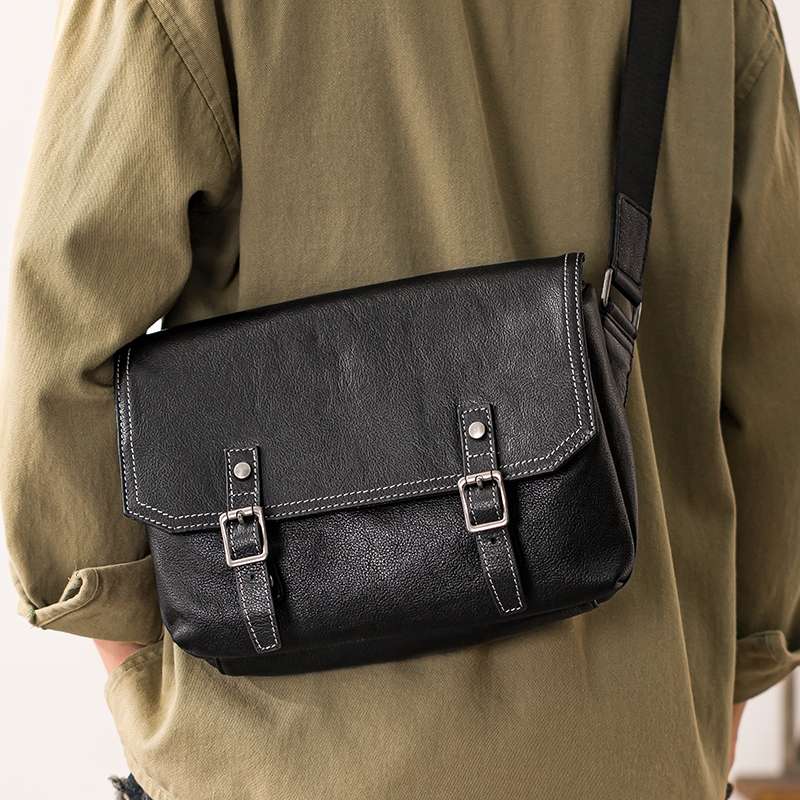 https://fulmo-img-server.com/lmc-leather-bag-store/67b56e3a89a44d4886257e0228df4d23.jepg