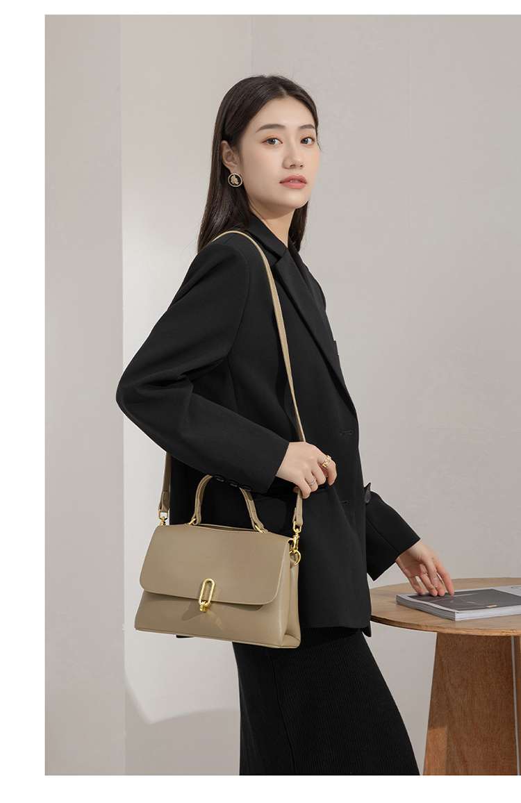 https://fulmo-img-server.com/lmc-leather-bag-store/6b0fb6cd7f4349e0952ddbcbb00db843.jepg