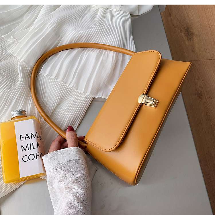 https://fulmo-img-server.com/lmc-leather-bag-store/72d538a9789d4ade880fd520585f360e.jepg