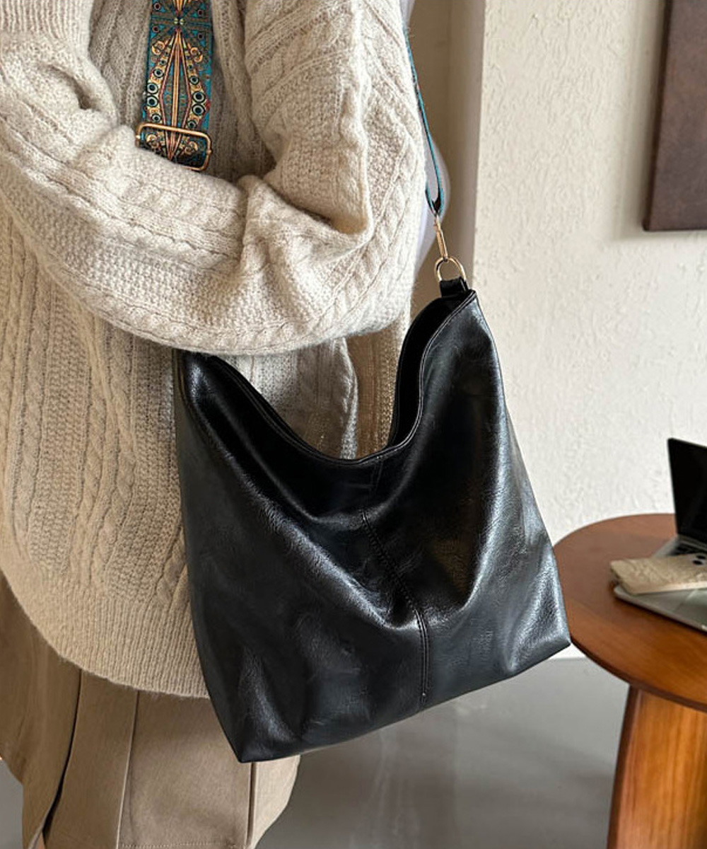 革バッグレディース 軽量合皮トートバッグ 刺繍ストラップ付き肩掛けカバン