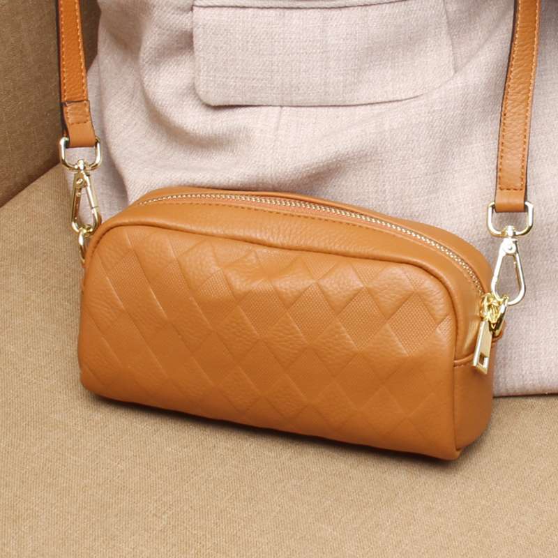 https://fulmo-img-server.com/lmc-leather-bag-store/815ed338b2a9474ea0db1c2f15ae87f0.jepg