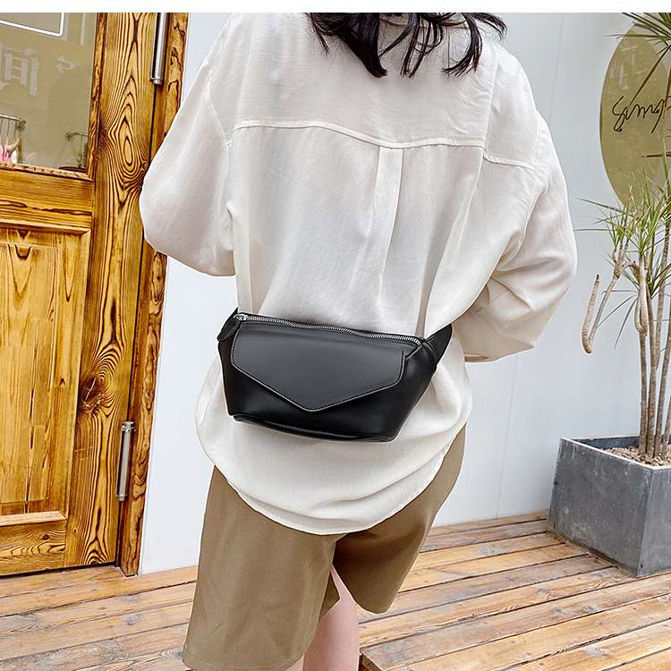 https://fulmo-img-server.com/lmc-leather-bag-store/863f1730bb624e38ad3bfb57835f67d0.jepg