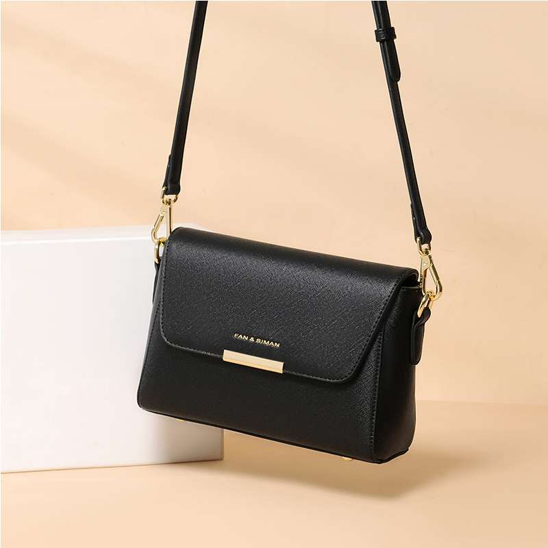 https://fulmo-img-server.com/lmc-leather-bag-store/8766fc81058742aa9e2d6a5418f37194.jepg