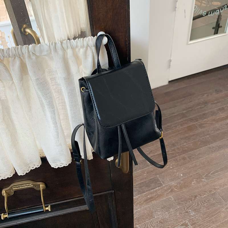 https://fulmo-img-server.com/lmc-leather-bag-store/9725e9560b71434692373eef70104431.jepg