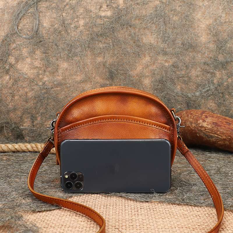 https://fulmo-img-server.com/lmc-leather-bag-store/9c402cc952914566a31d813063430340.jepg