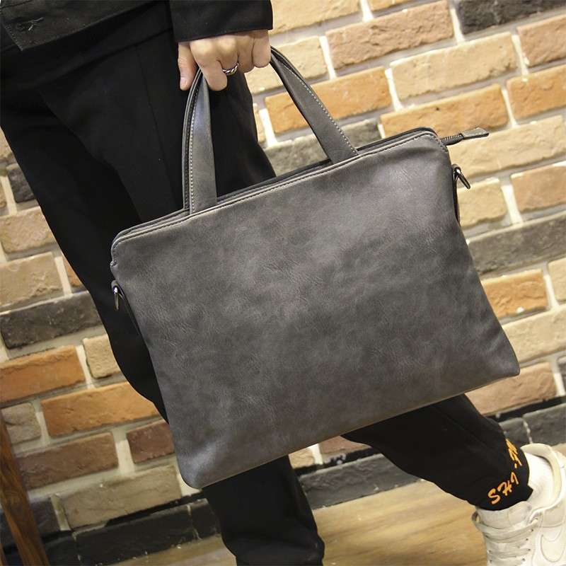 https://fulmo-img-server.com/lmc-leather-bag-store/9e514c43898246d18fe1538d1a601215.jepg