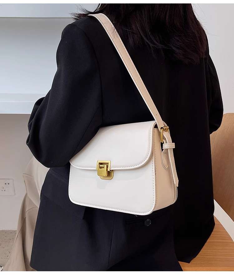 https://fulmo-img-server.com/lmc-leather-bag-store/a3ce07033e0b43278549a80ca36a48ad.jepg