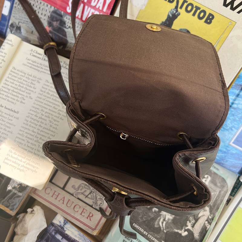 https://fulmo-img-server.com/lmc-leather-bag-store/a55e6f58a484410288c0fa99e816e7e4.jepg