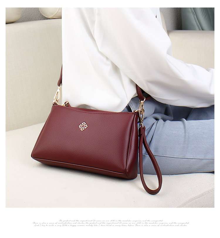 https://fulmo-img-server.com/lmc-leather-bag-store/b558917c020a42589eef099caff85ecf.jepg