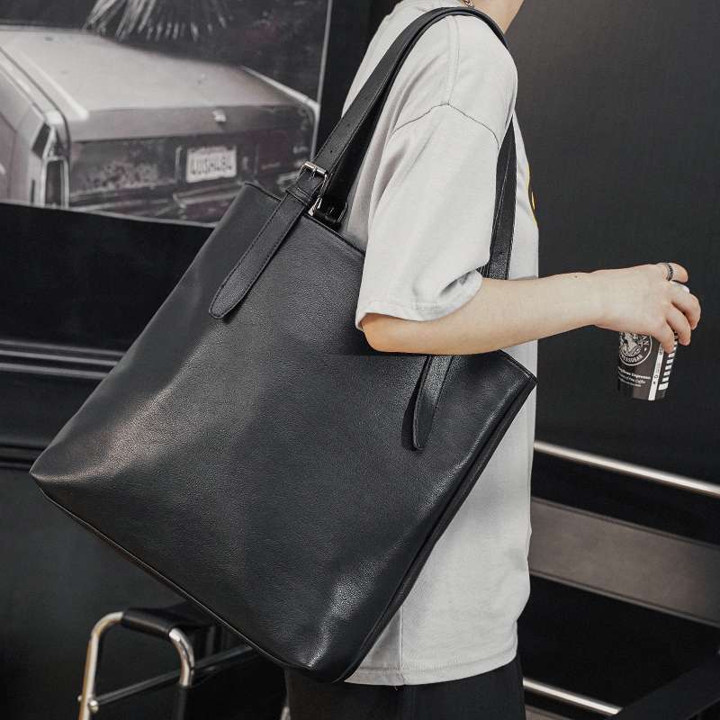 https://fulmo-img-server.com/lmc-leather-bag-store/bb313b84644e4146a04ce06d3040fe93.jepg