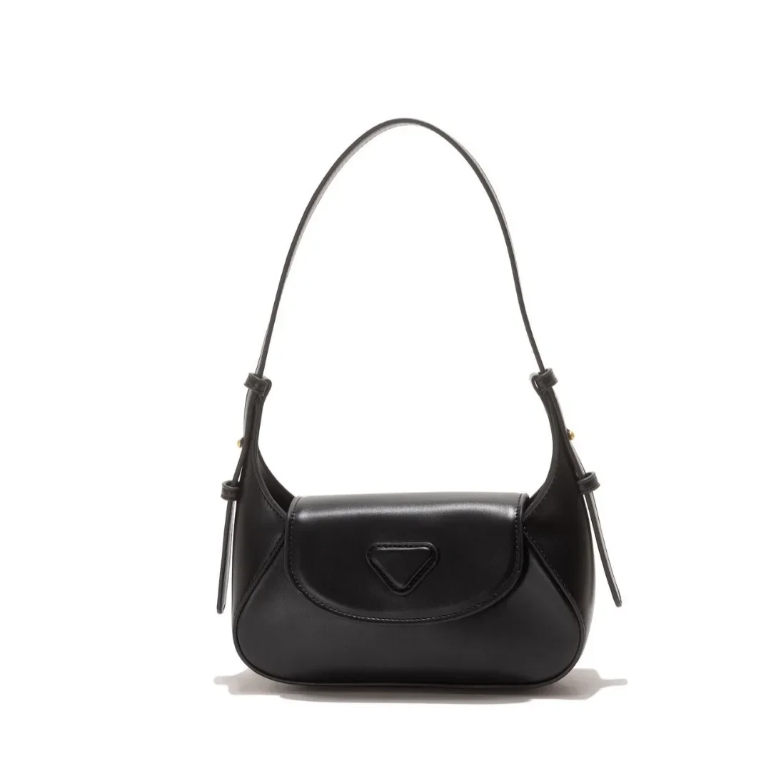 革バッグレディース 三角金具付き本革ショルダーハンドバッグ