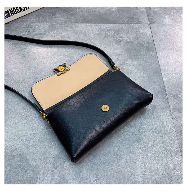 https://fulmo-img-server.com/lmc-leather-bag-store/cf8086c874fe412bb390da39c107537a.jepg