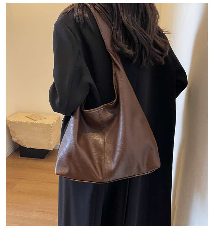 https://fulmo-img-server.com/lmc-leather-bag-store/d2a300c75eab40099ff08622dff4f2b8.jepg