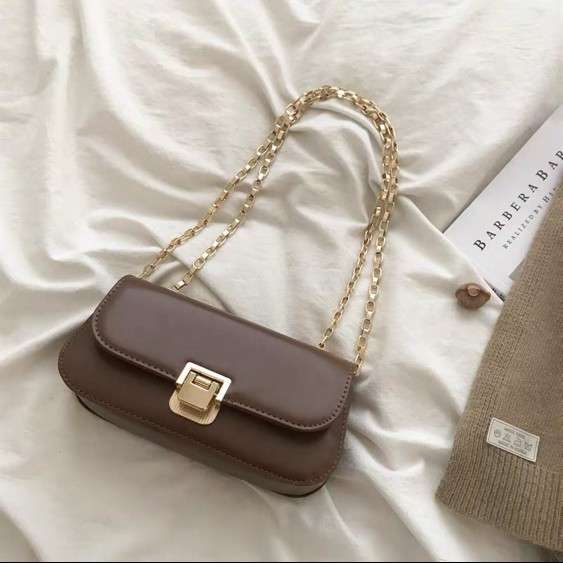 https://fulmo-img-server.com/lmc-leather-bag-store/d3d5e9ec8f90441d88b3c798a405b654.jepg