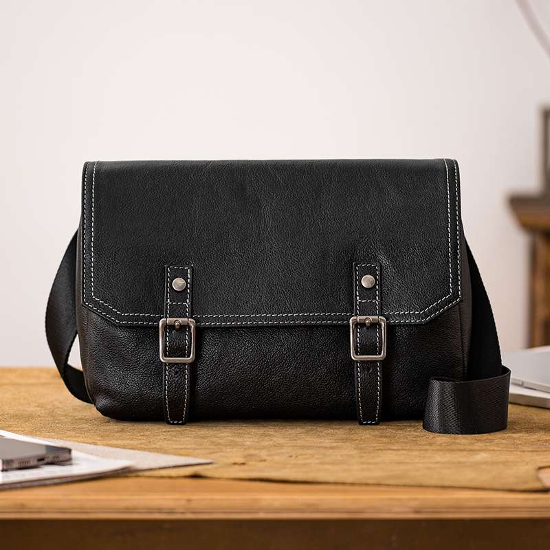 https://fulmo-img-server.com/lmc-leather-bag-store/d81edd6d1f8b4baeac71fba3e9c3fc11.jepg