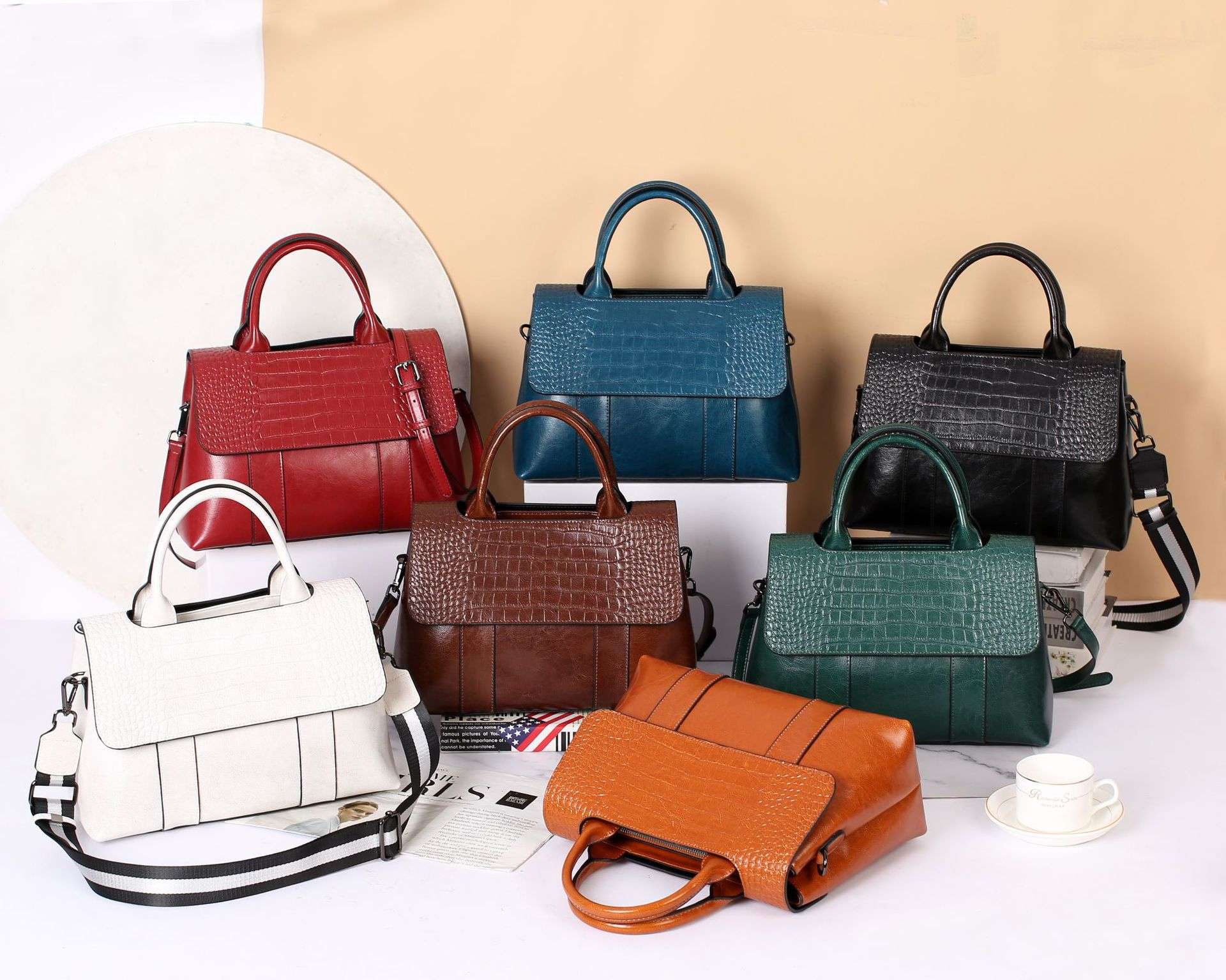 https://fulmo-img-server.com/lmc-leather-bag-store/e5ef99bbe03c46f5a66082a49629d1e0.jepg