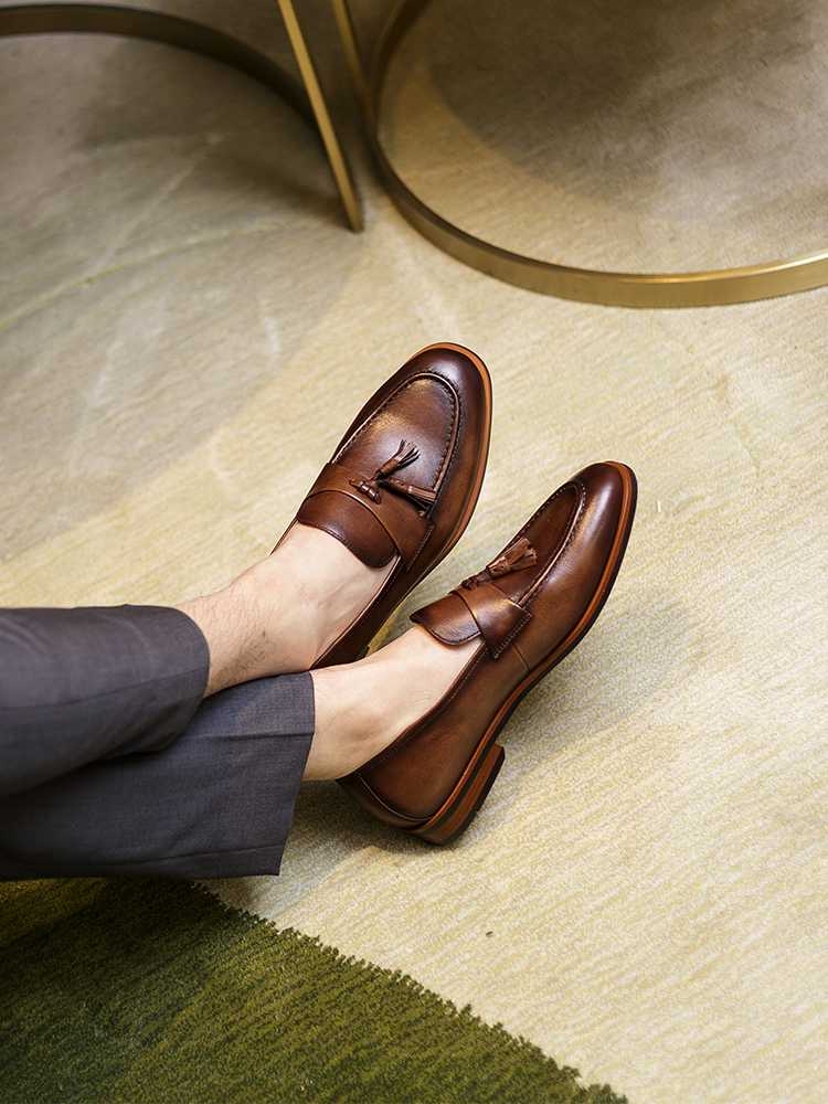 カジュアルもキレイめも！メンズスニーカーローファー快適5選