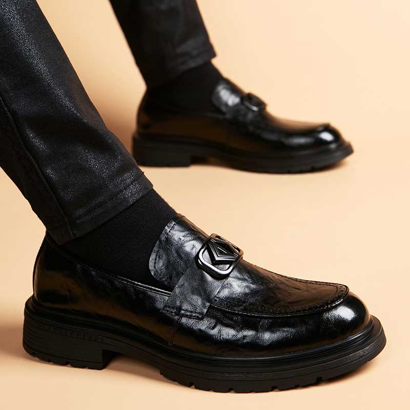 スタイルアップも叶う！厚底ローファーメンズおすすめ5選