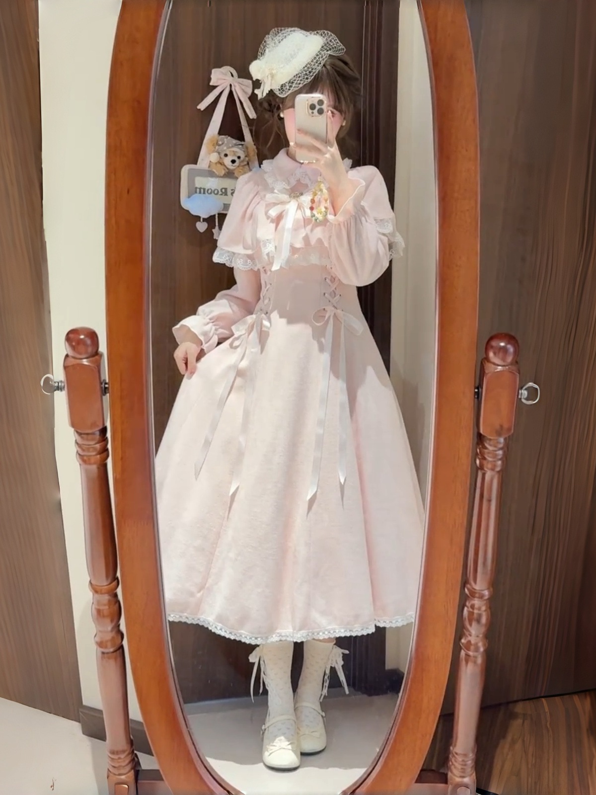 https://fulmo-img-server.com/lolis/008e8f7e-b275-4980-ac38-920700f40d5a.jpg