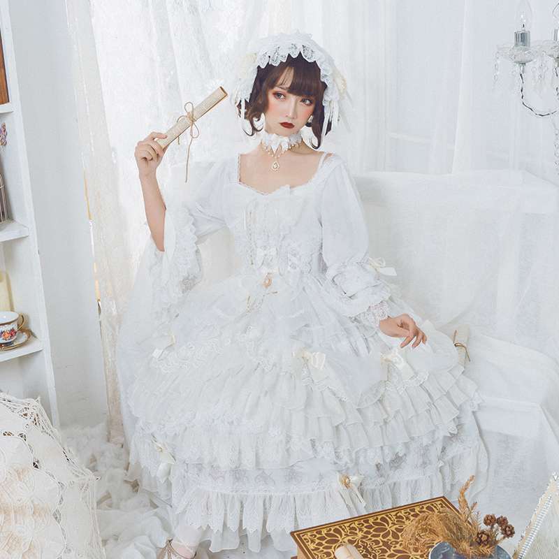ロリータファッション  貴族風ゴシックレースドレス