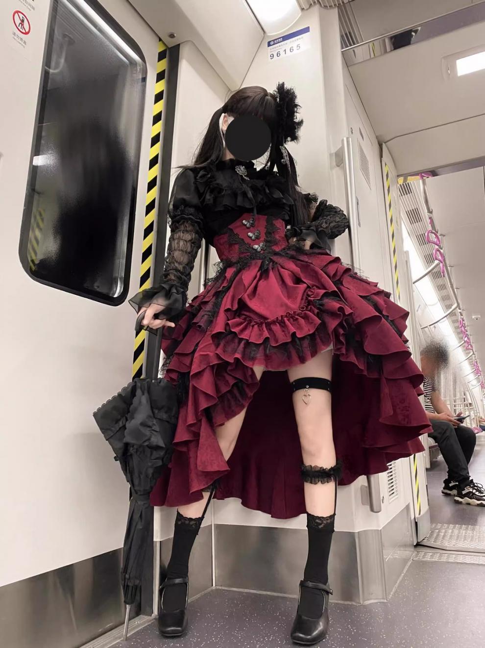 https://fulmo-img-server.com/lolis/06e09a94-7669-411c-9a02-418af1fc7aa6.jpg