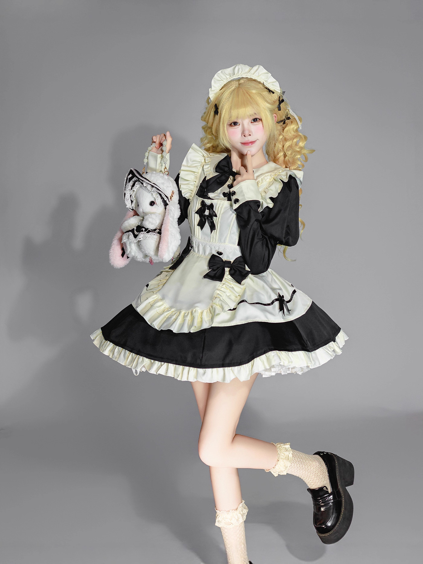 https://fulmo-img-server.com/lolis/0be212d4-9caa-4c3b-82c2-5f5fb30d21f2.jpg