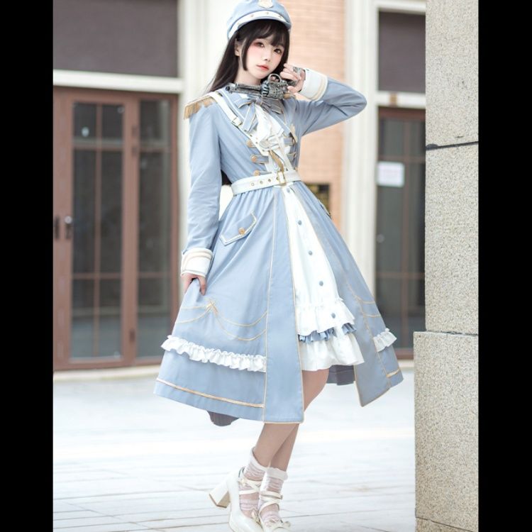 ロリータファッション セーラー襟軍服風ワンピース帽子付き