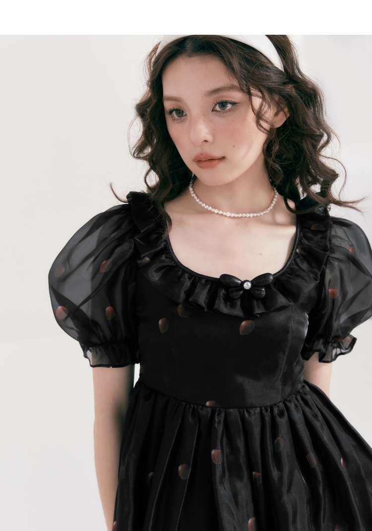 ロリータファッション うたかたの夢見るお姫様ドレス