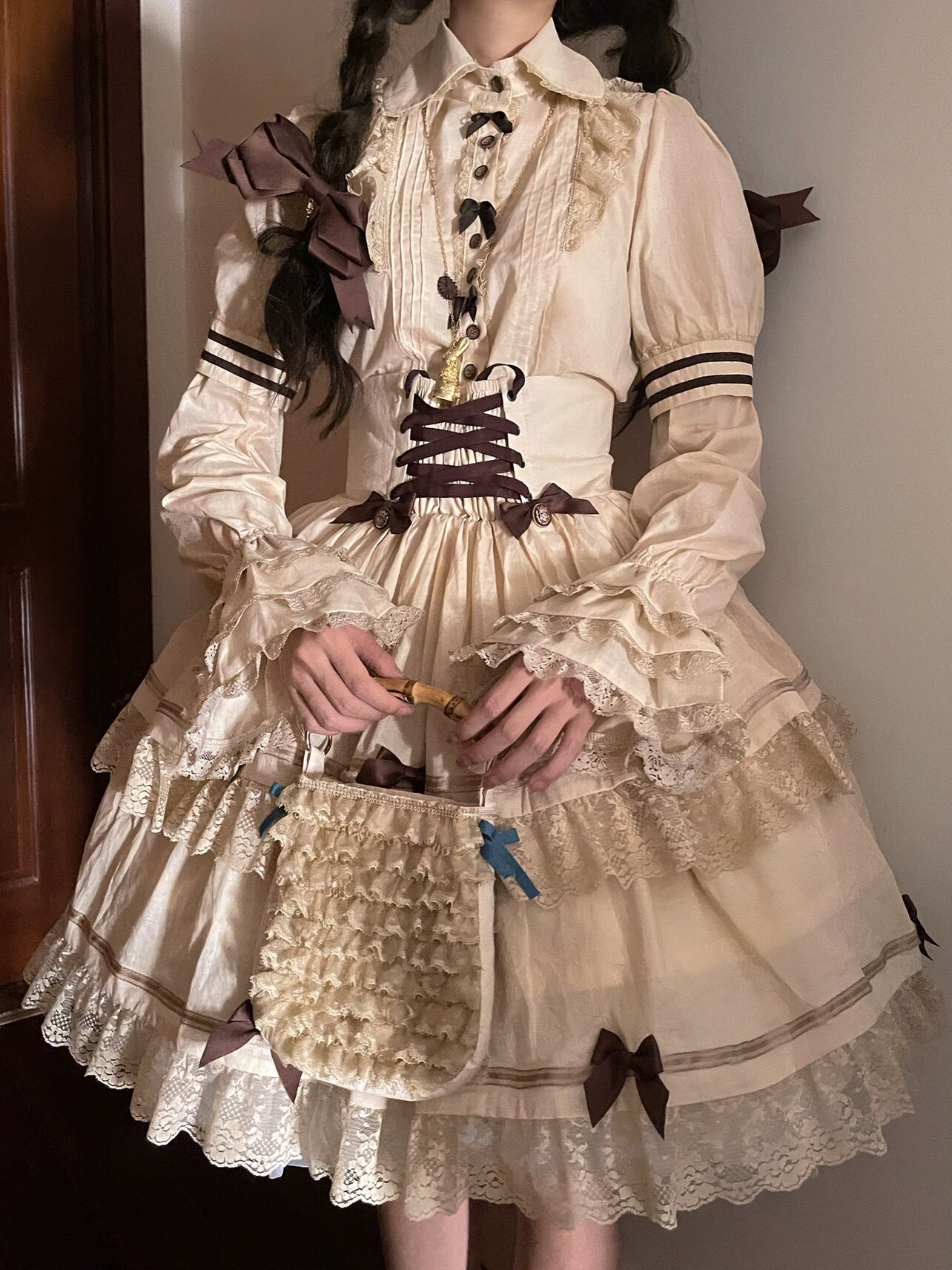 https://fulmo-img-server.com/lolis/43b1e916-ef5c-4bab-bbc1-c599e2326613.jpg