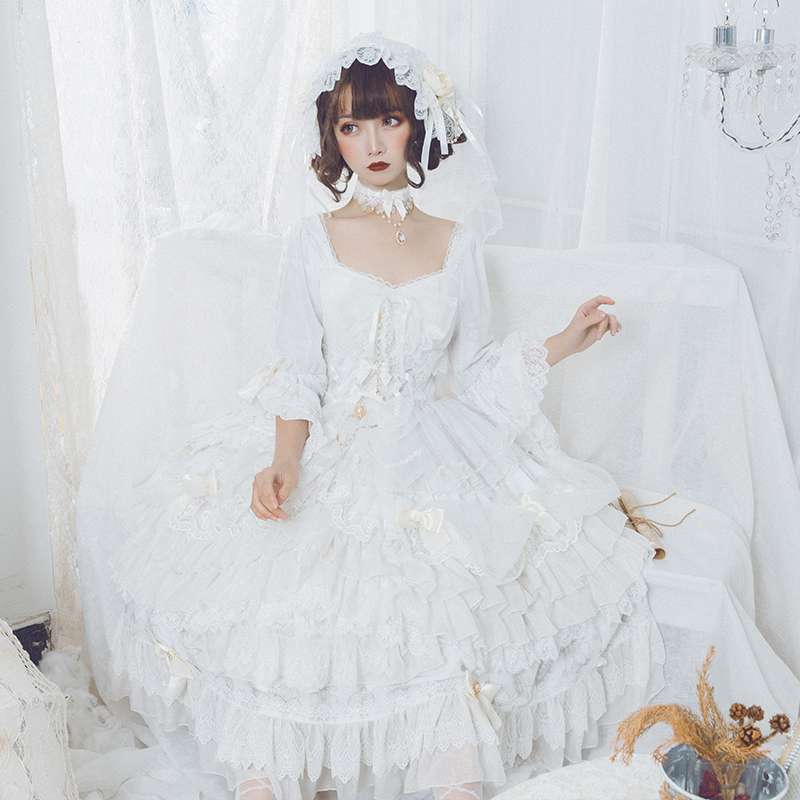 ロリータファッション  貴族風ゴシックレースドレス
