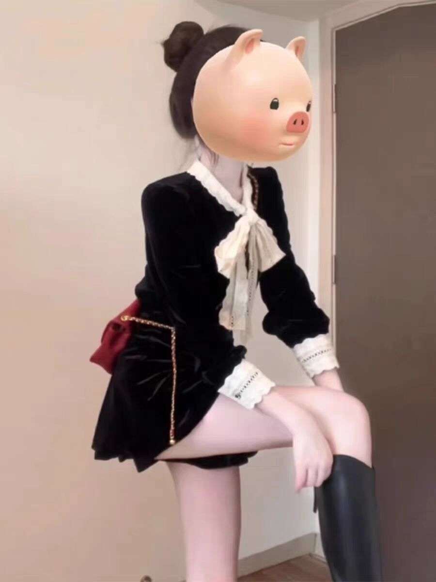 ロリータファッション うさぎのヘッドドレス付きベルベットワンピース
