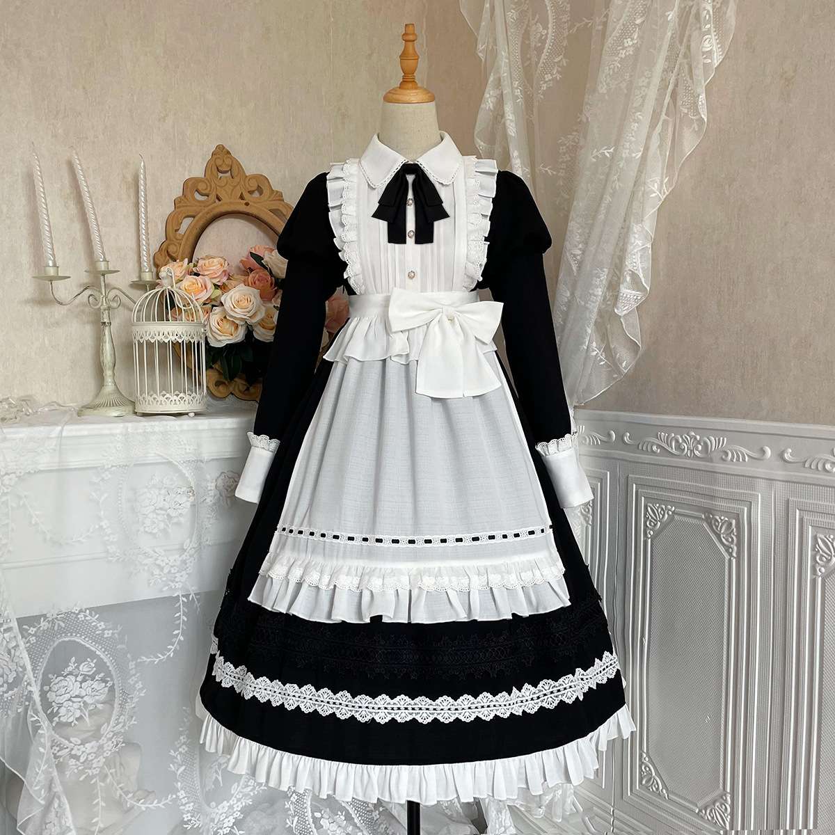 ロリータファッション 優雅なメイド風フリルワンピース