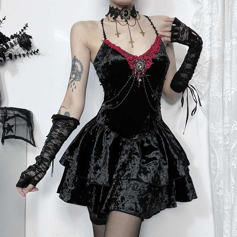 ロリータファッション 魔女のゴシックレースワンピース