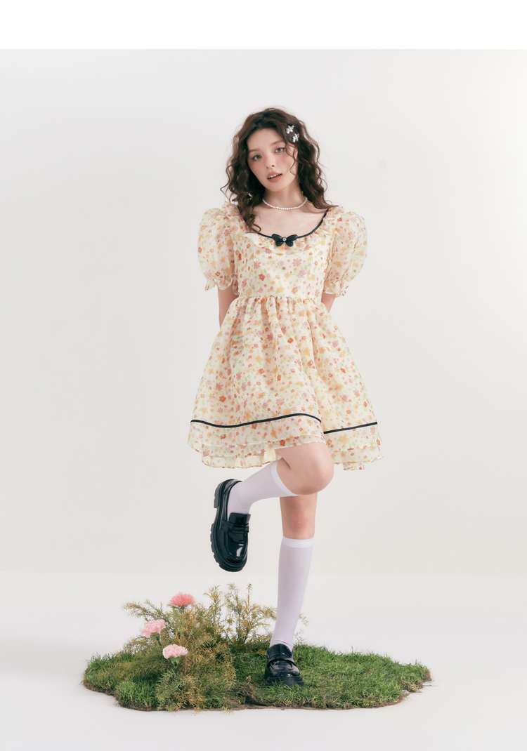 ロリータファッション うたかたの夢見るお姫様ドレス