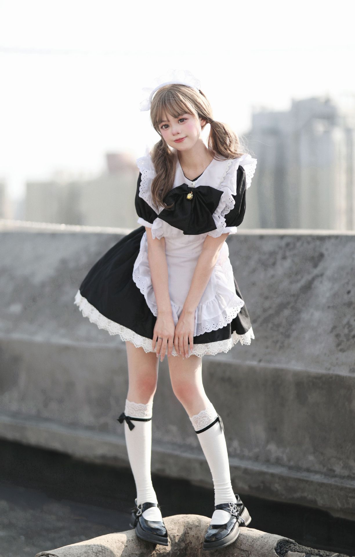 https://fulmo-img-server.com/lolis/abf38308-861d-423d-8305-db168fb87183.jpg
