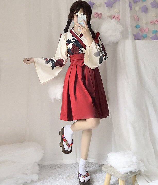 https://fulmo-img-server.com/lolis/aff151f6-1f4b-4dcd-9f27-d5d628bd8e95.jpg