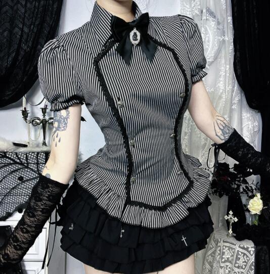 ロリータファッション ゴスロリ ストライプシャツ 半袖 細見え 暗黒系 少女服