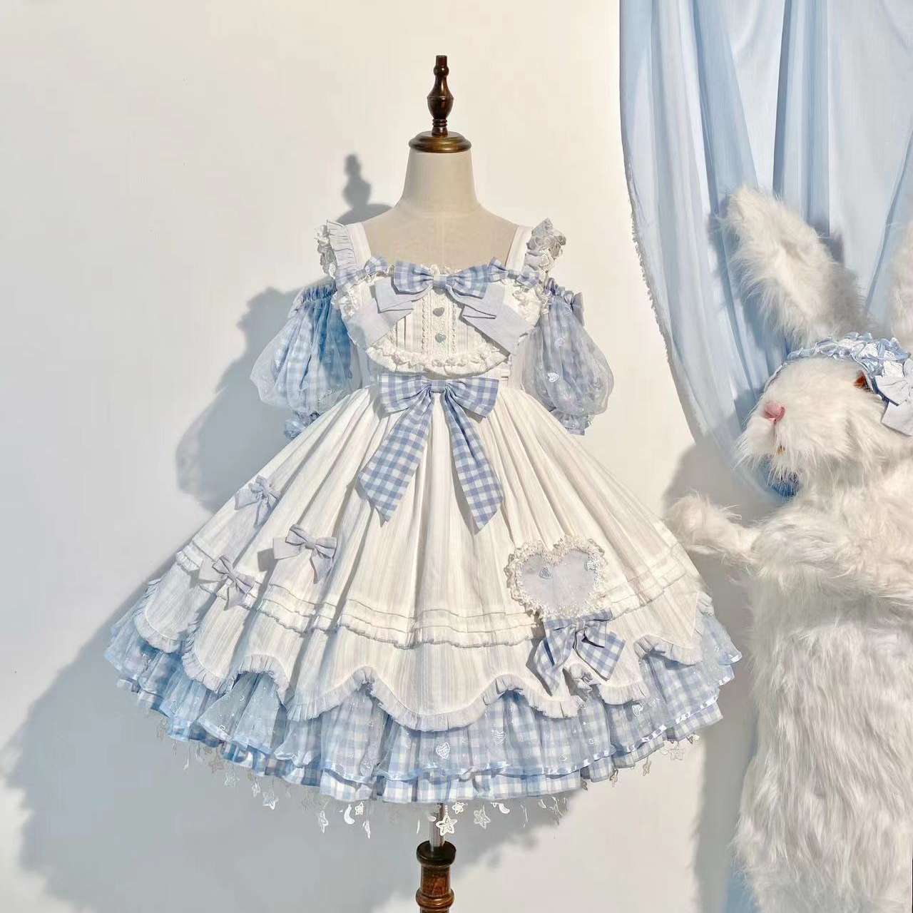 ロリータファッション うさぎの夢見るお姫様ドレス