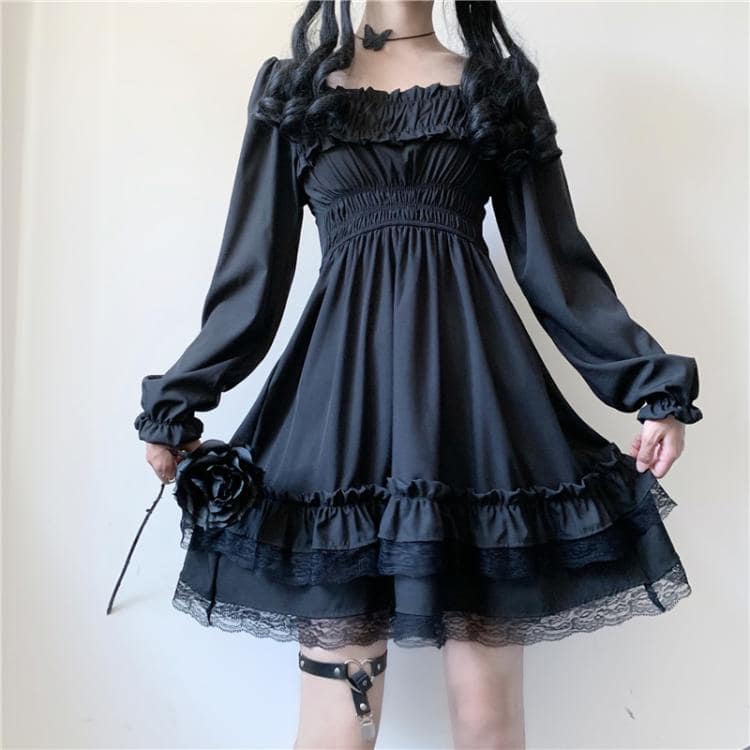 ロリータファッション【ゴスロリ】かわいいフリル付き ブラックワンピース