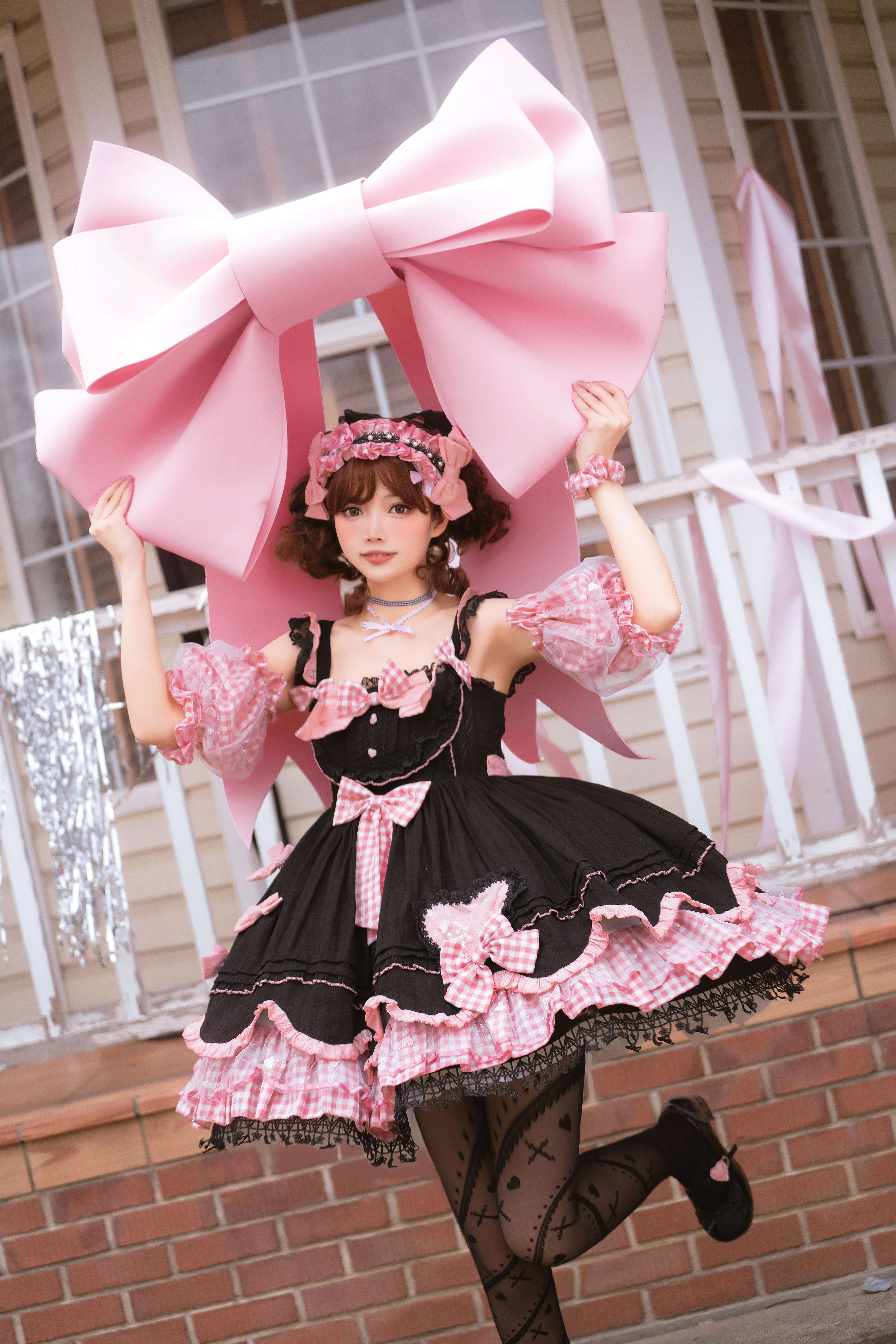 ロリータファッション うさぎの夢見るお姫様ドレス