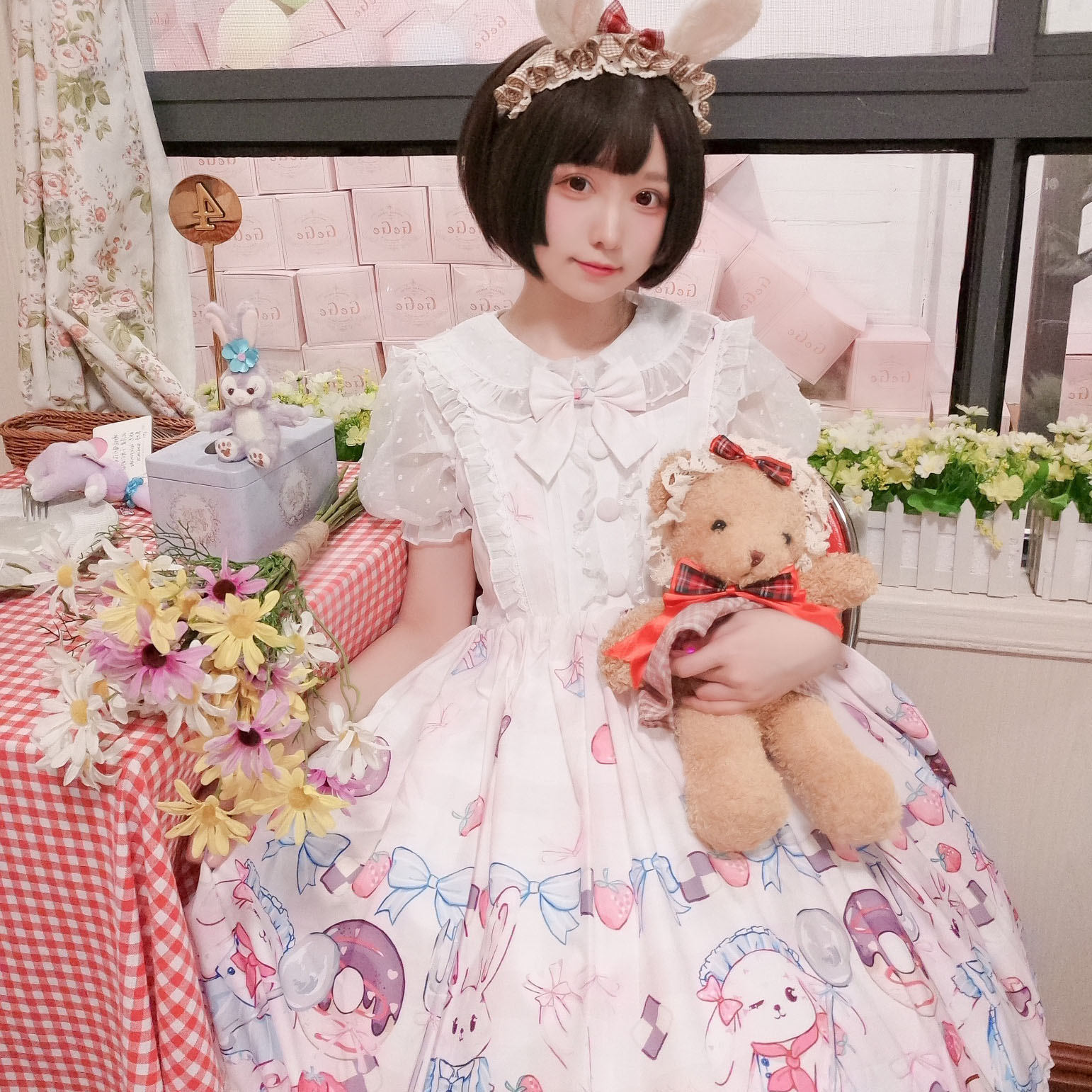 ロリータファッション【甘ロリータ】スプリングロリータサスペンダードレス