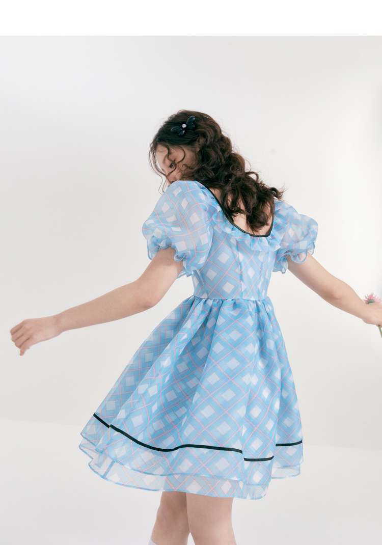 ロリータファッション うたかたの夢見るお姫様ドレス