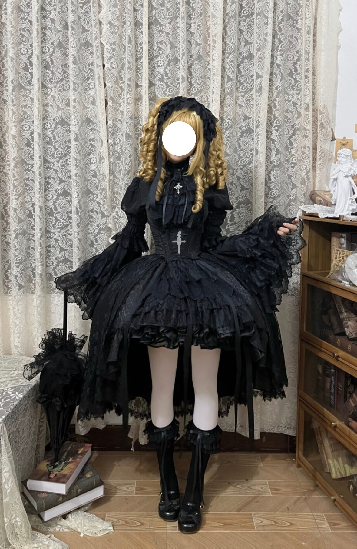 https://fulmo-img-server.com/lolis/db183ec9-54f4-4b8f-b67d-fdf7bc1e7c08.jpg