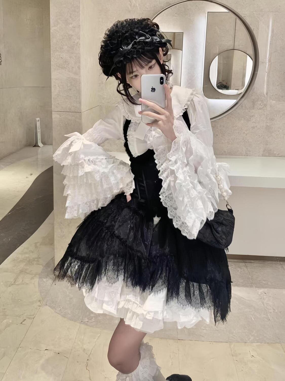 https://fulmo-img-server.com/lolis/e194fe02-2e06-44cd-90ff-33414af405e3.jpg