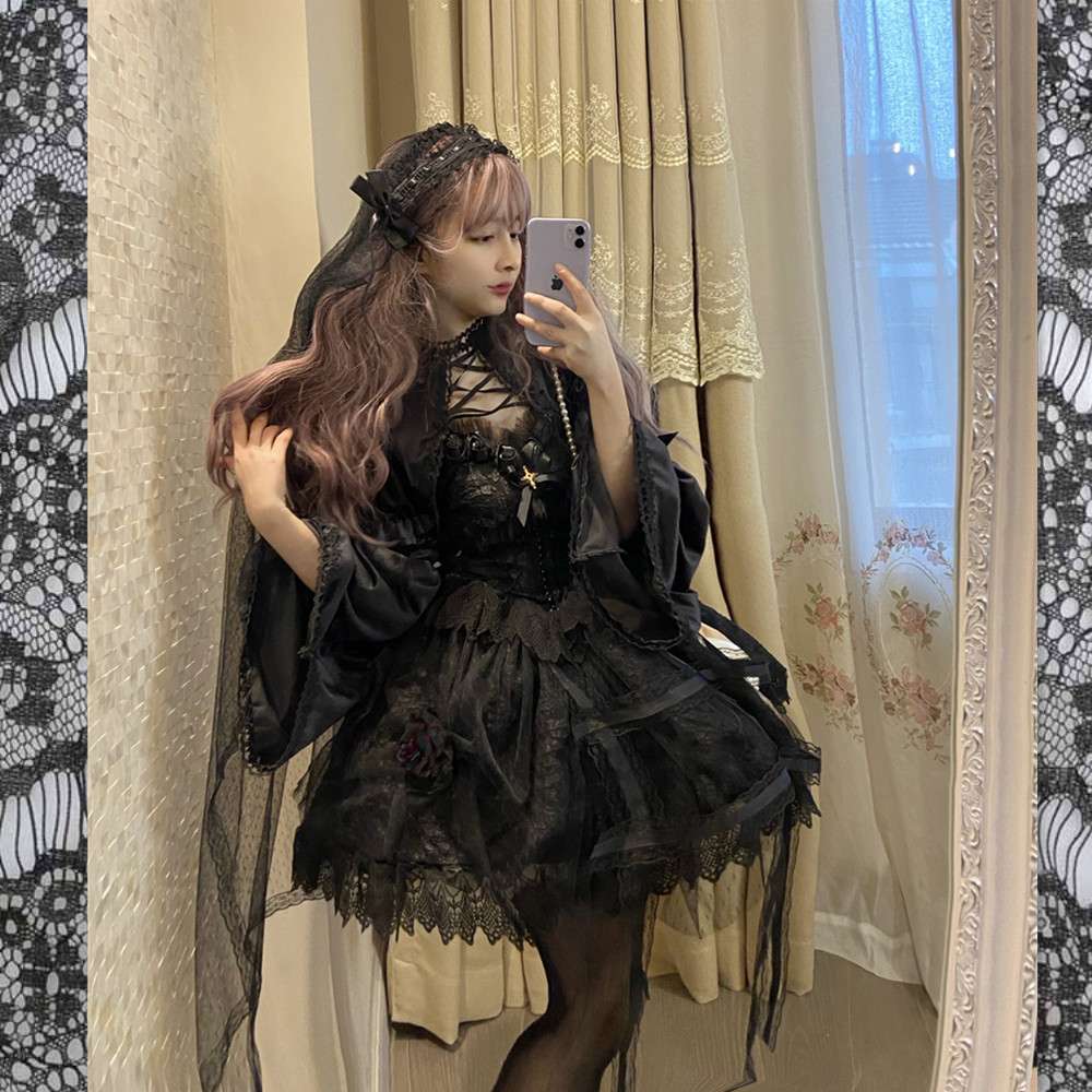 ロリータファッション 宮廷風レース重ね姫袖ワンピース