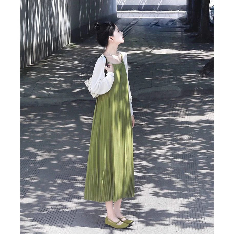 ロングスカート 優美プリーツキャミワンピース